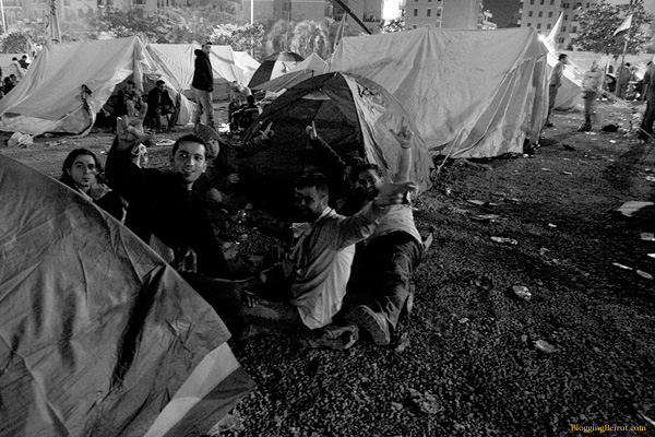Opposition Sit-In: Dec 2, 2006 : Fire Side : Martyrs Square